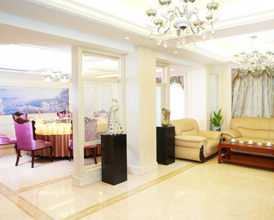 Jingbin Hotel Beijing Bagian luar foto