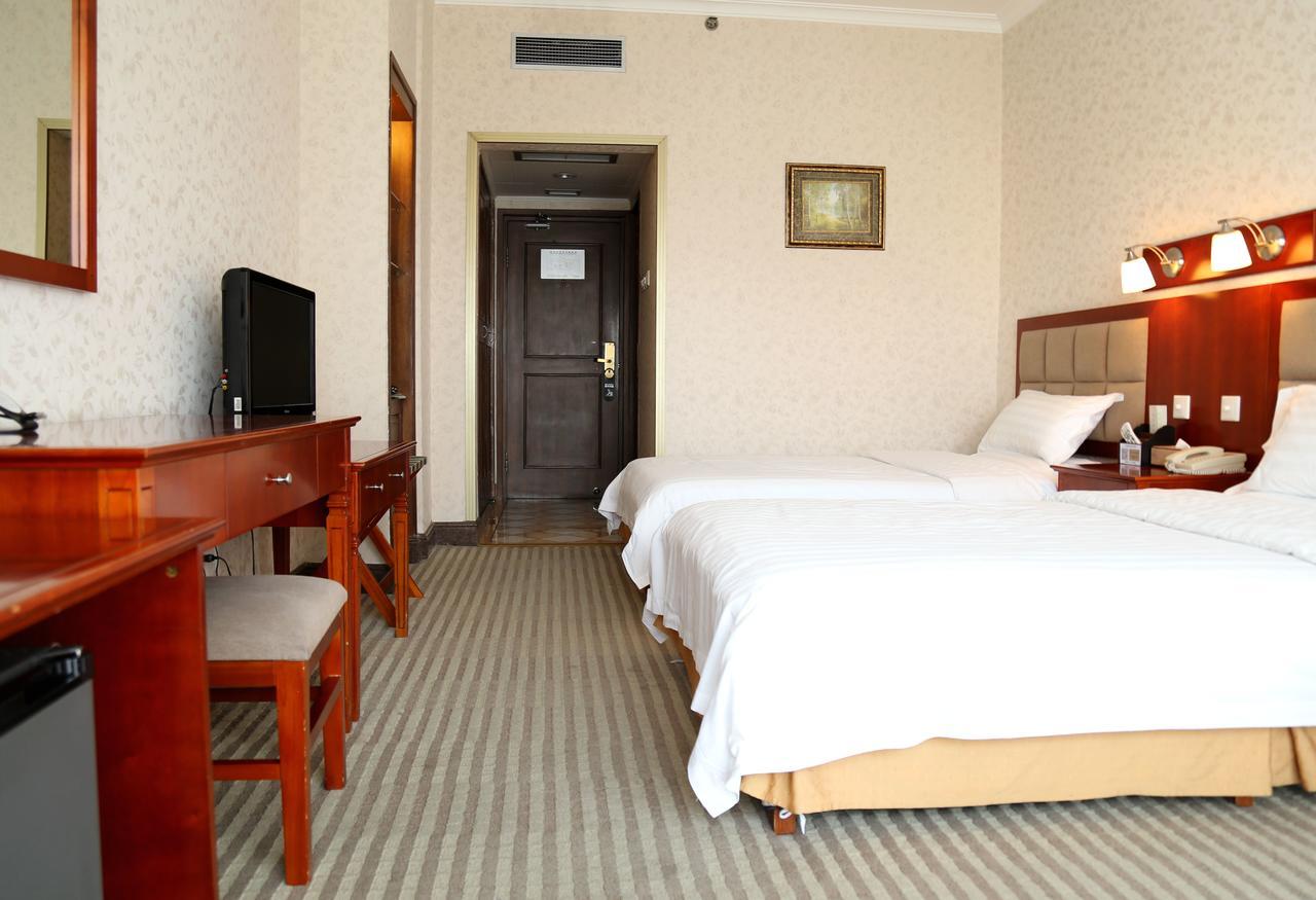 Jingbin Hotel Beijing Bagian luar foto