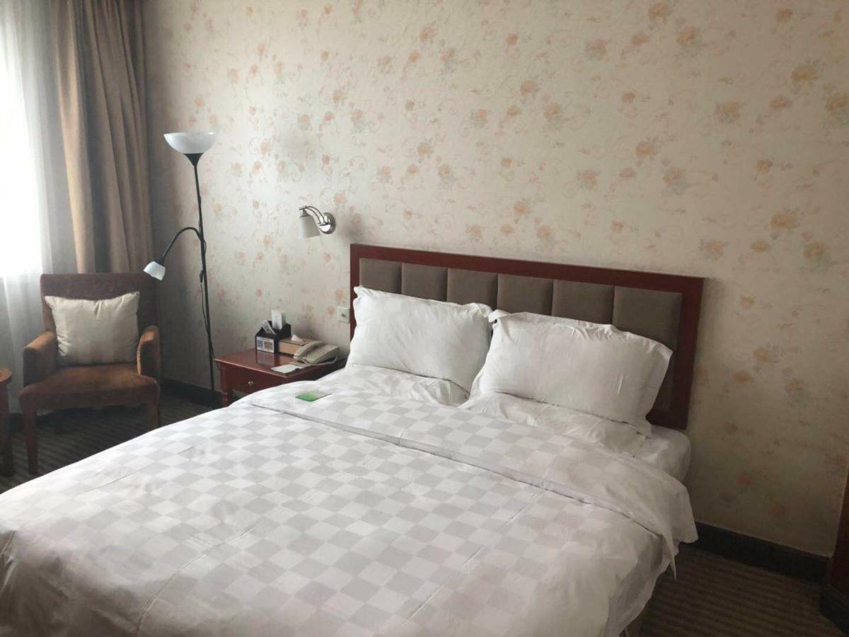 Jingbin Hotel Beijing Bagian luar foto